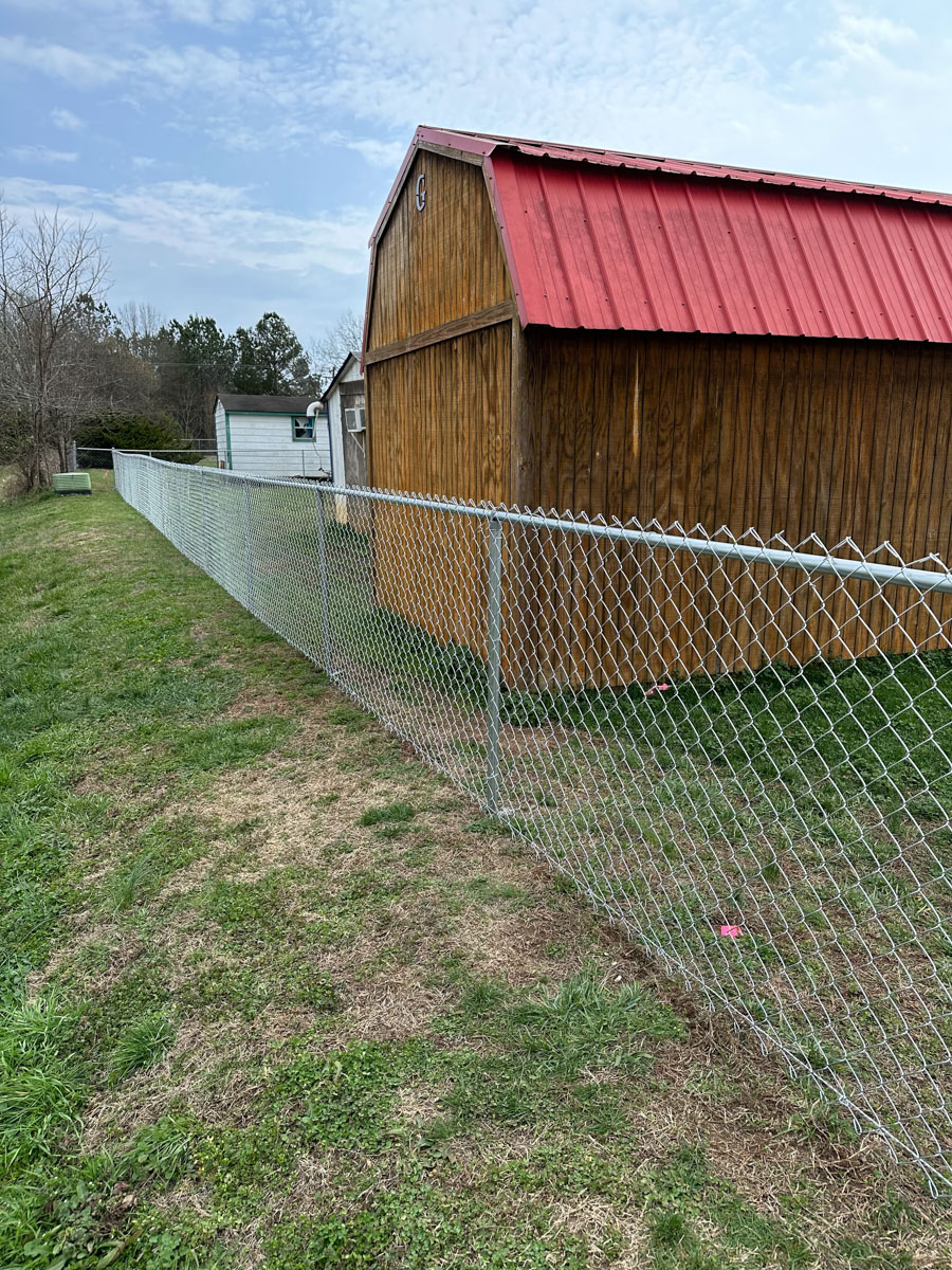 chainlink fence installed by Francis Brothers